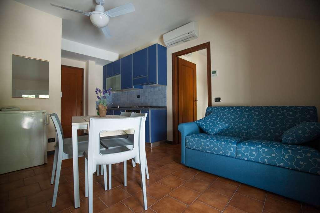 Residence Rta Villa Marina Imperia Quarto foto